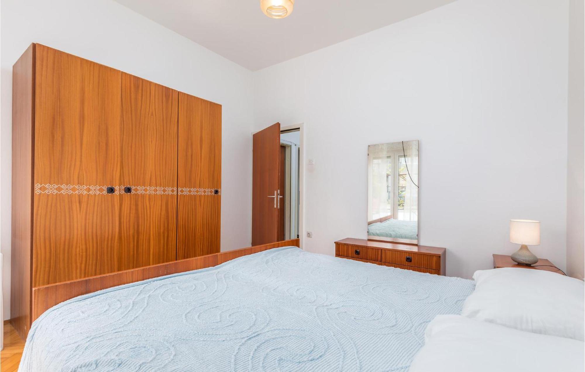 Lovely Apartment In Fazana With Kitchen Exterior photo