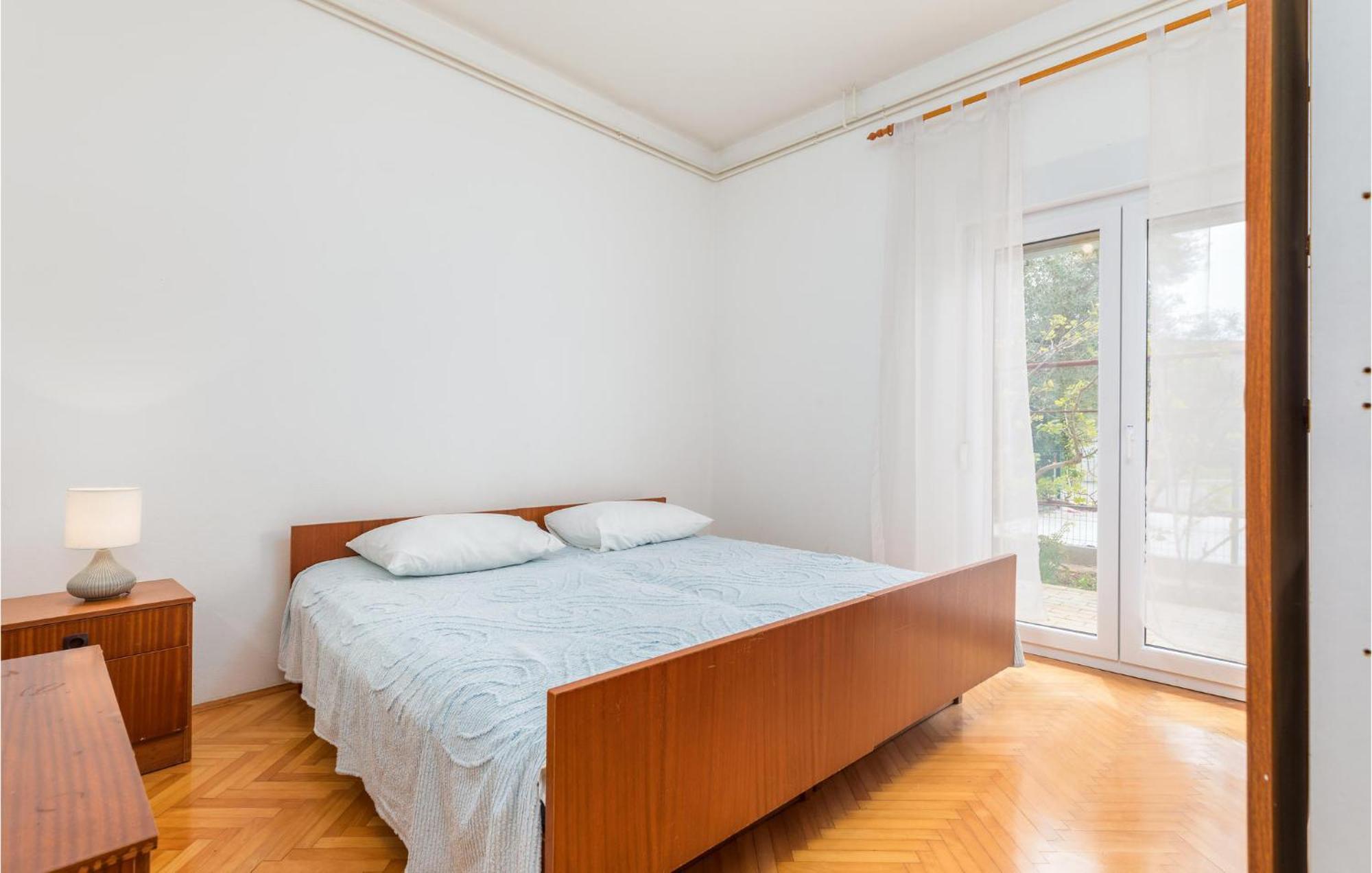Lovely Apartment In Fazana With Kitchen Exterior photo